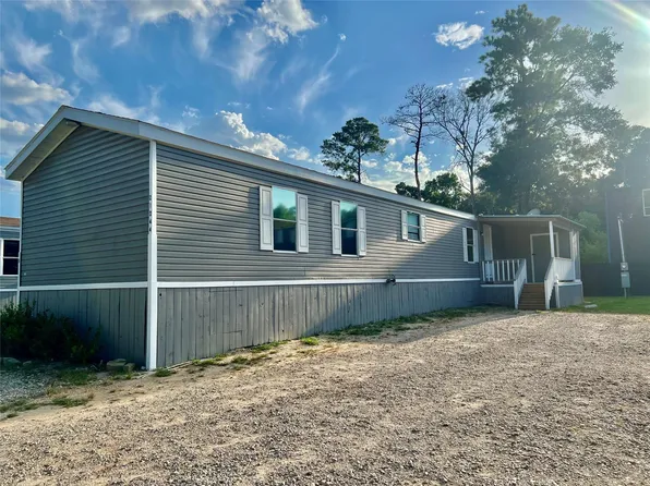 21044 S Sabine Dr, New Caney, TX 77357