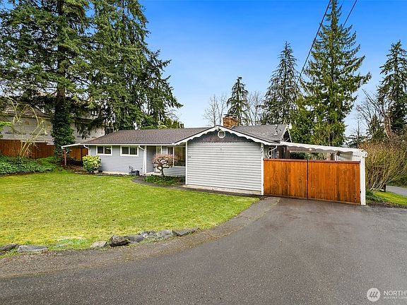 2nd image of 721 15th Avenue SE