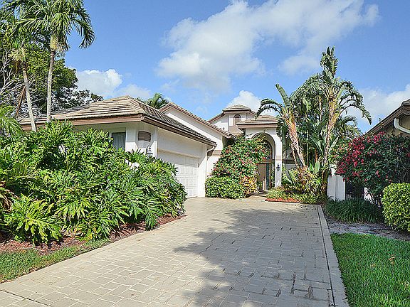 Home For Sale In Broken Sound Country Club