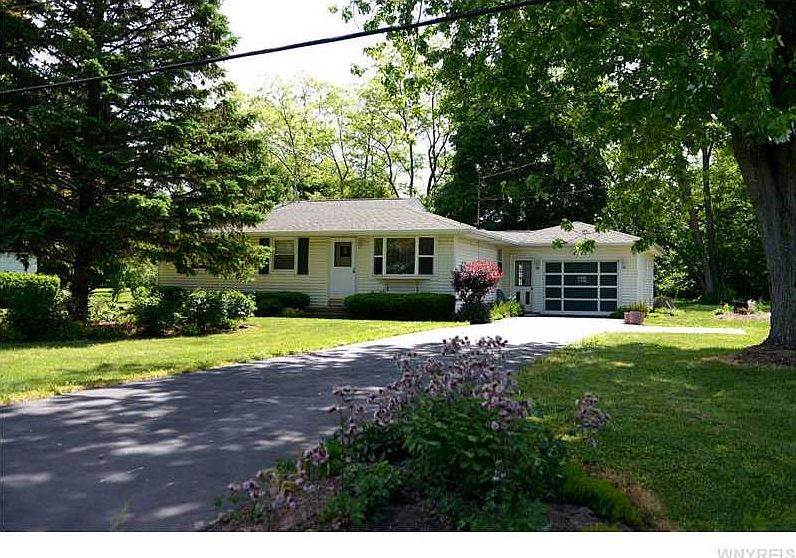 4343 Sunset Dr, Lockport, NY 14094 Zillow