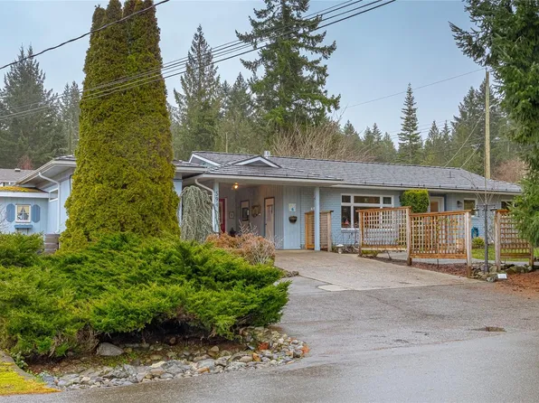 594 Aspen Ave, Qualicum Beach, BC V9K 1A6