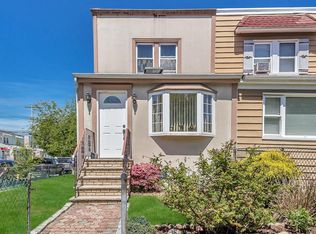 19927 34th Ave, Flushing, NY 11358