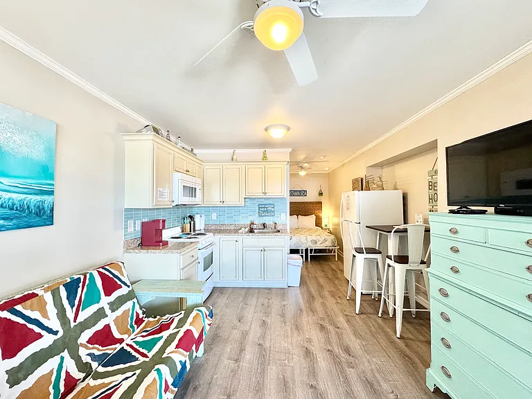 2401 W Fort Macon Rd — Photo 11
