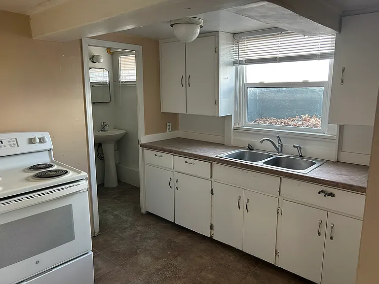 621 N 2nd St #BASEMENT — Photo 3