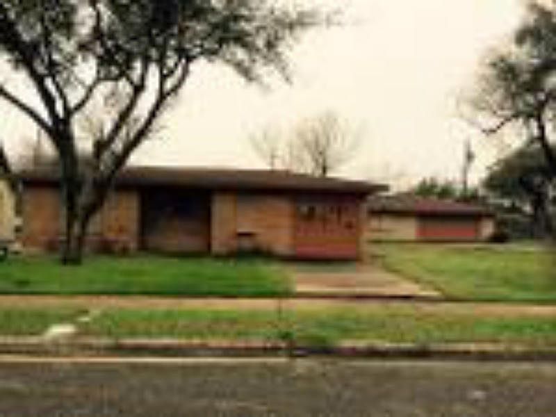 1st image of 10621 Hurst Dr