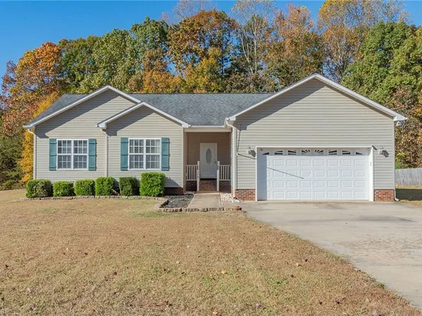174 Isaiah Ct, Lexington, NC 27292