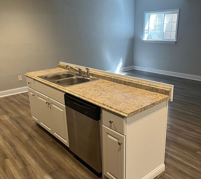 629 University Street Apartment Rentals Healdsburg, CA Zillow