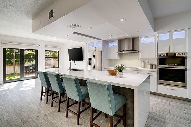 1st image of 3050 McDonald St #7