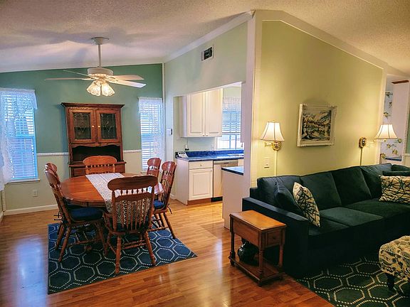 2nd image of 2520 Berrywood Dr