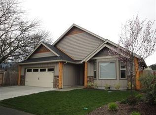 129 SE Yorktown Rd, Grants Pass, OR 97527