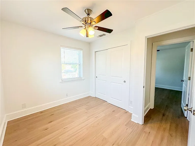 868 Martin Behrman Ave #8 — Photo 9