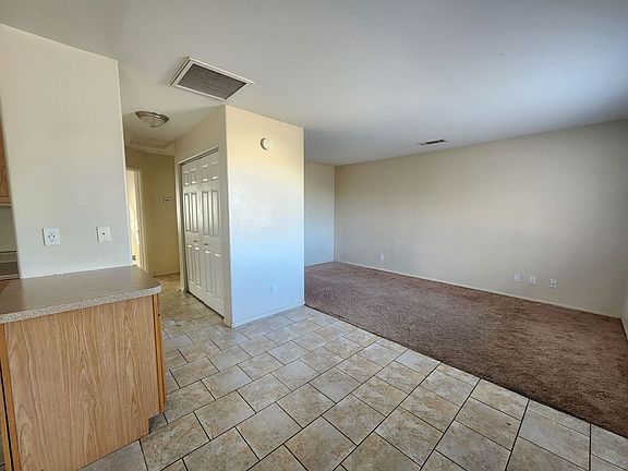 5th image of 73562 Sun Valley Dr APT D