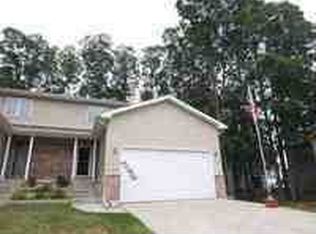 549 Cross St, Poynette, WI 53955