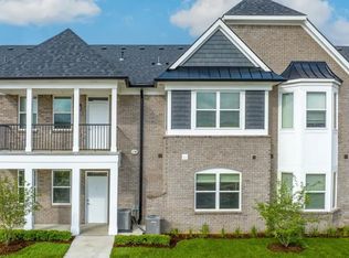 14304 Wexford Dr, Utica, MI 48315