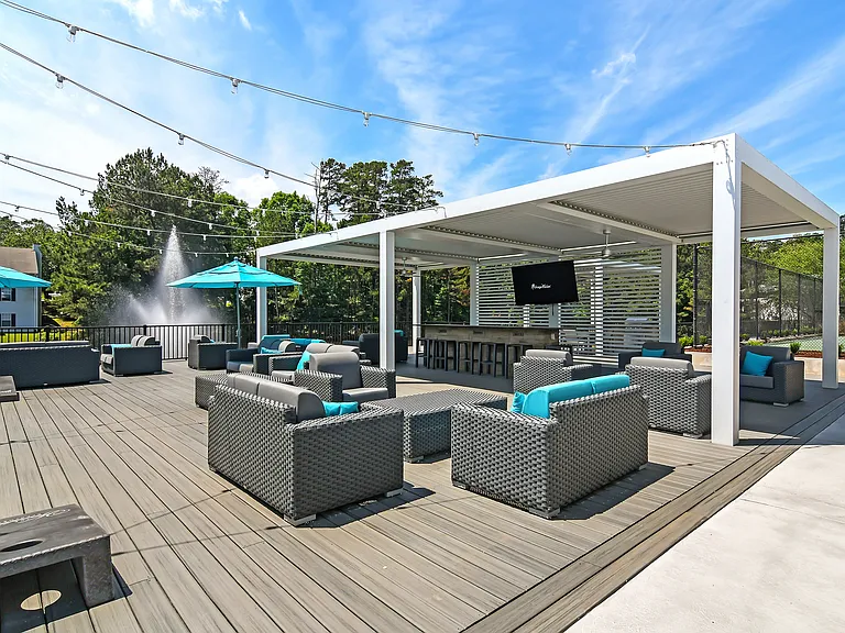The Woodlands Apartment Homes — Photo 12