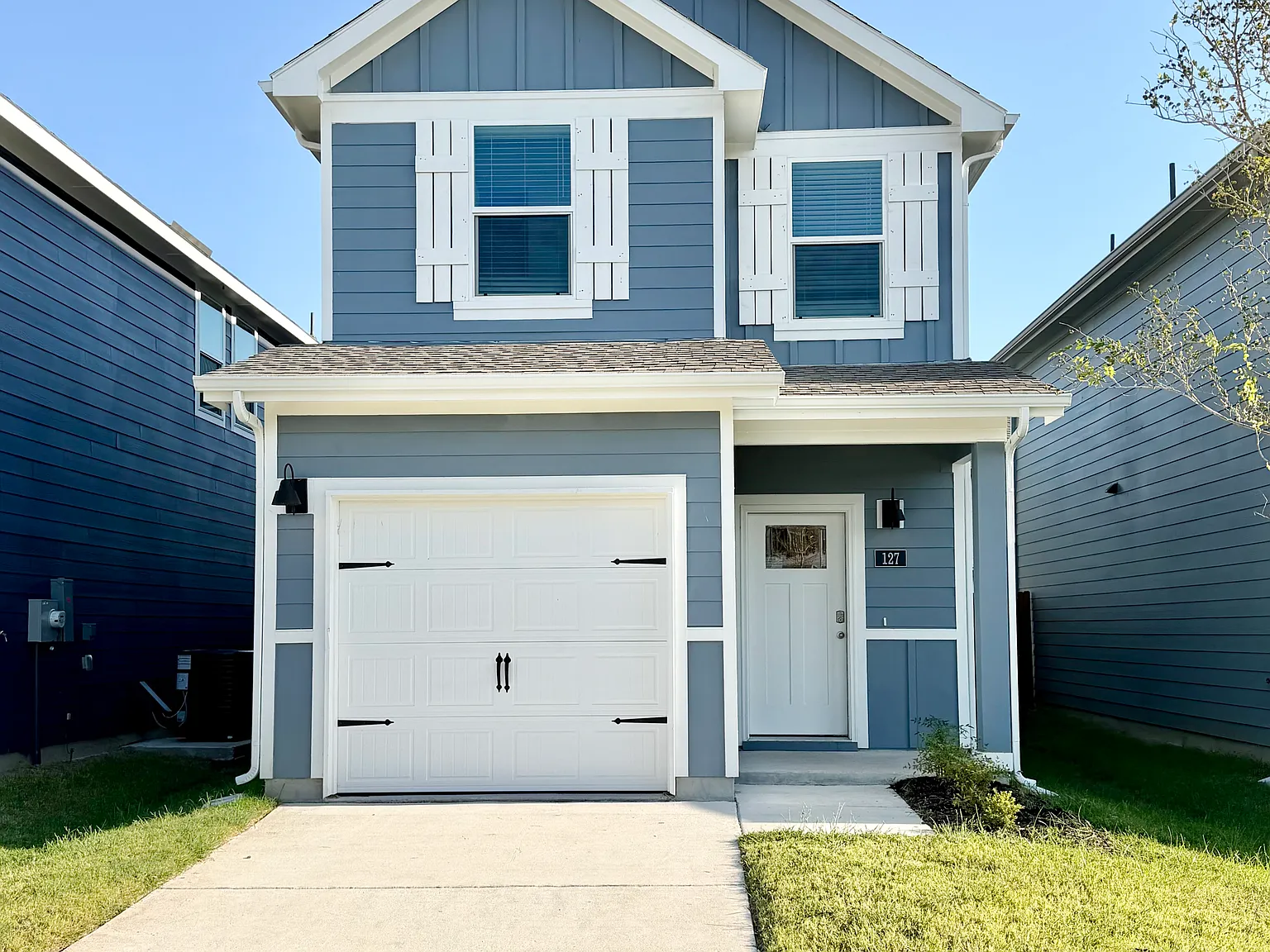 127 Cedar Ct — Photo 1