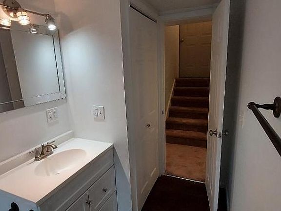 3rd image of 104 Bennett Ave APT C