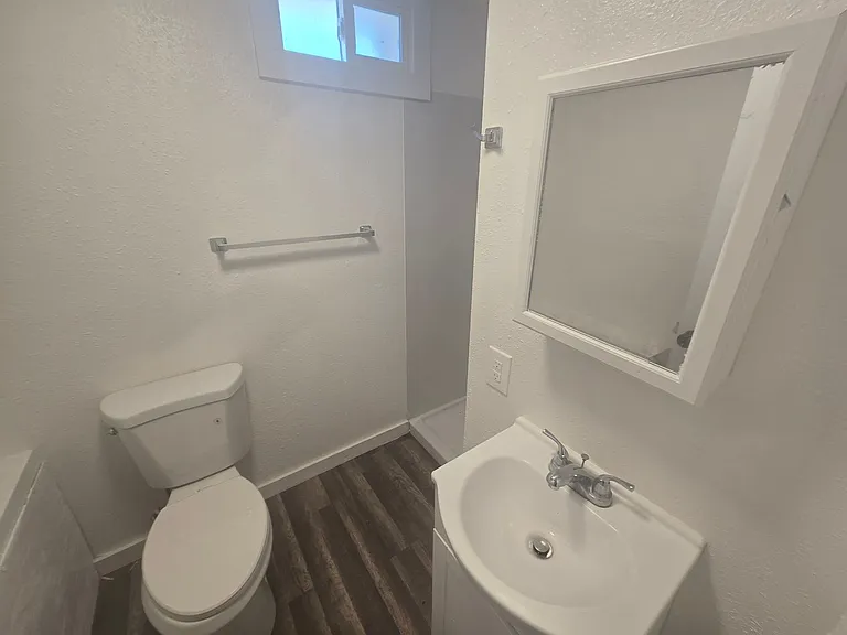 400 Santa Fe Dr #12 — Photo 26