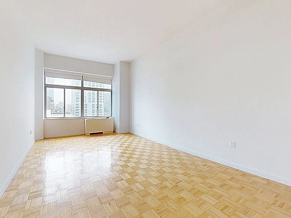 2nd image of 90 Washington St APT 4M