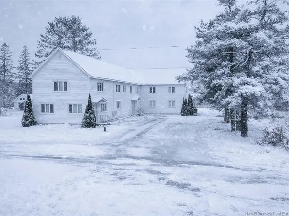 35 Juniper Mill Rd, Aberdeen, NB E7L 1J3
