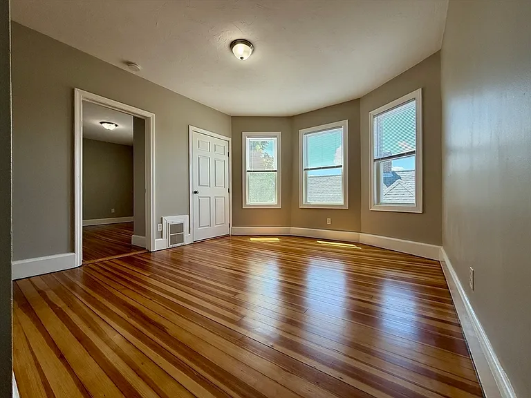 630 Metropolitan Ave #3 — Photo 5