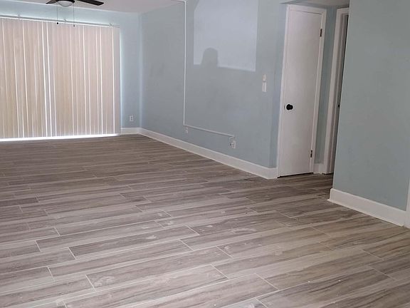 2nd image of 1554 El Prado Rd APT 2