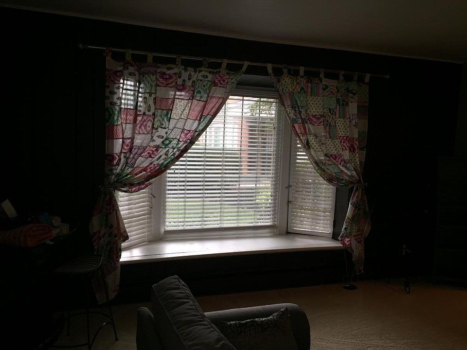 Beautiful bay window in living room