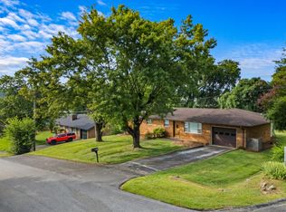209 Pocahontas St, Newport, TN 37821