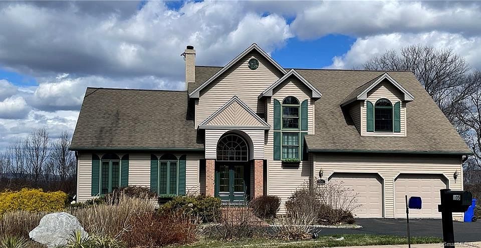 1st image of 105 Boulder Dr