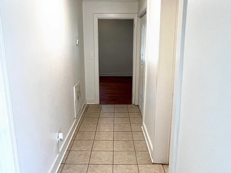 462 Spring St — Photo 9