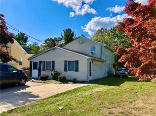 97 Arlington Ave, Warren, RI 02885