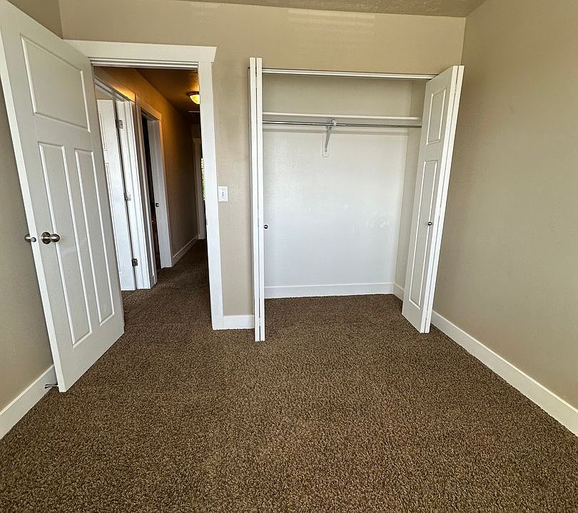 1st image of 1003 N Independence Ave