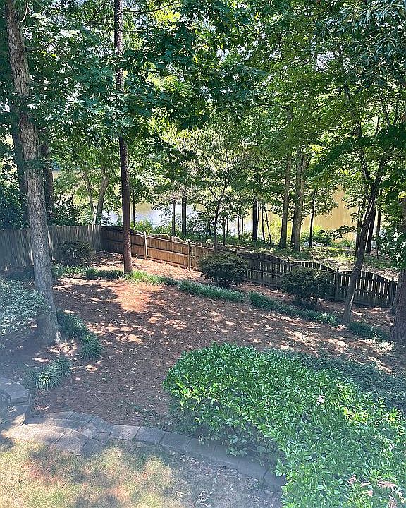 2nd image of 203 Rosenberry Hills Dr