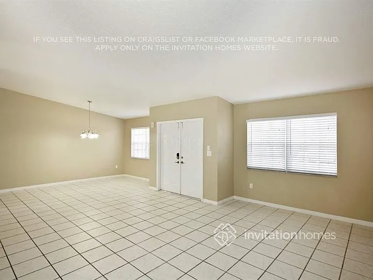 17111 SW 153rd Pl — Photo 3