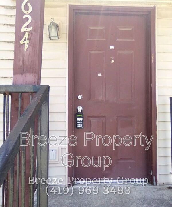 1st image of 624 Hope St
