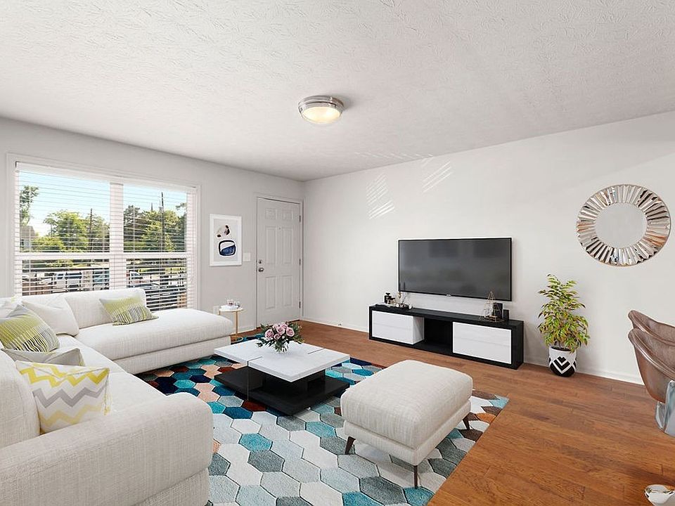 1st image of 304 E Glenn Ave #2B
