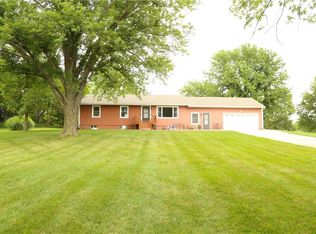 1905 Woodlawn St, Pleasant Hill, MO 64080