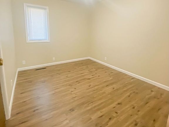 5th image of 2014 Timber Creek Dr