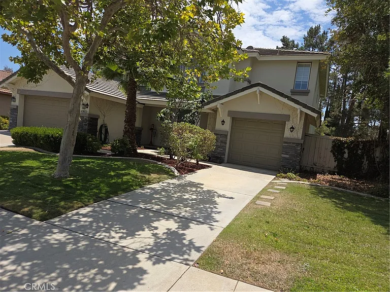 43823 Carentan Dr — Photo 2