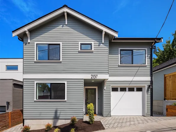 2137 N 62nd Street, Seattle, WA 98103