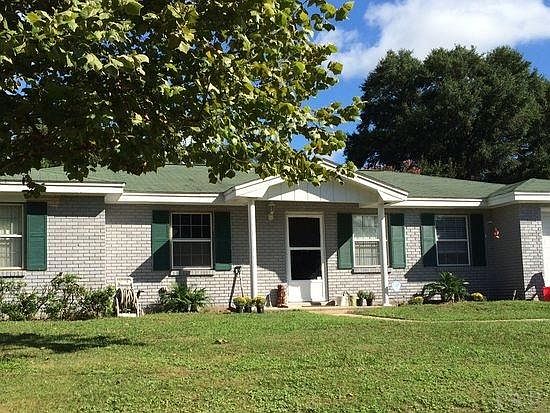 3rd image of 4940 Catalina Cir