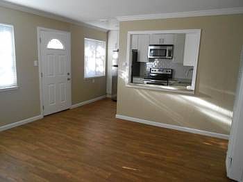 2nd image of 1150 Lincoln Ave APT 5