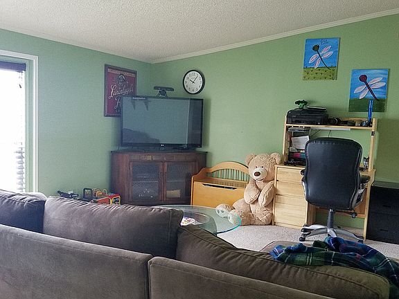 3rd image of 109 Dunhill Dr