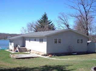 9 E Shore Dr, Jefferson Township, PA 18436