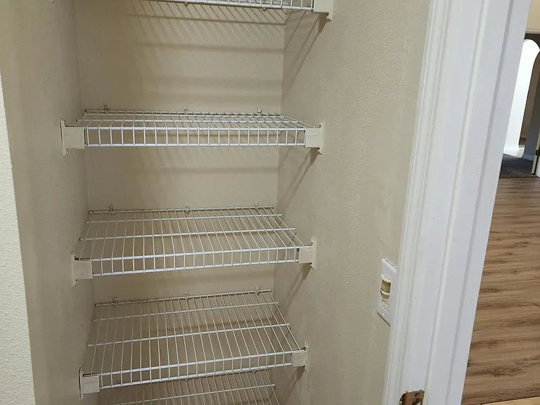 5940 Wentworth Cir S — Photo 13