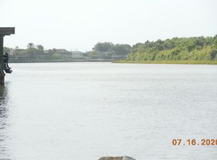 673 County Road 257, Matagorda, TX 77457