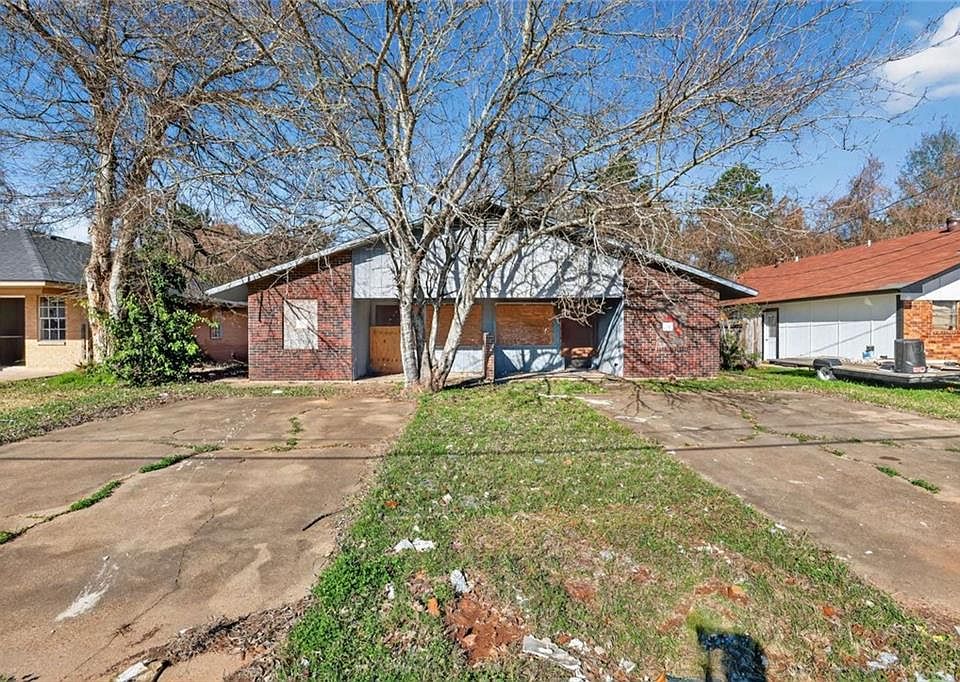 1st image of 5308 Laccasine Dr