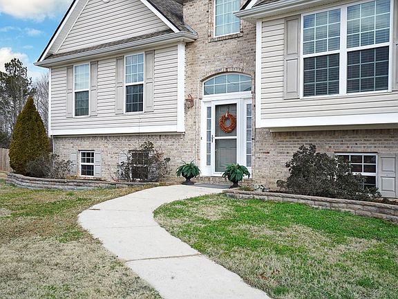 5th image of 430 Big Creek Ln