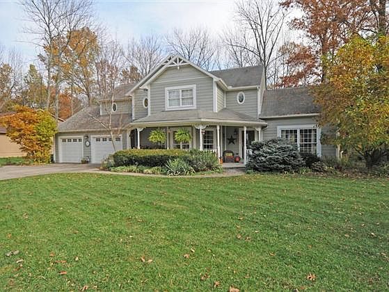 1st image of 810 Wildwood Ct