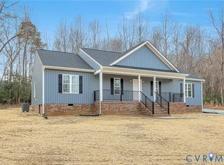 125 Ferry Landing Rd, Dunnsville, VA 22454
